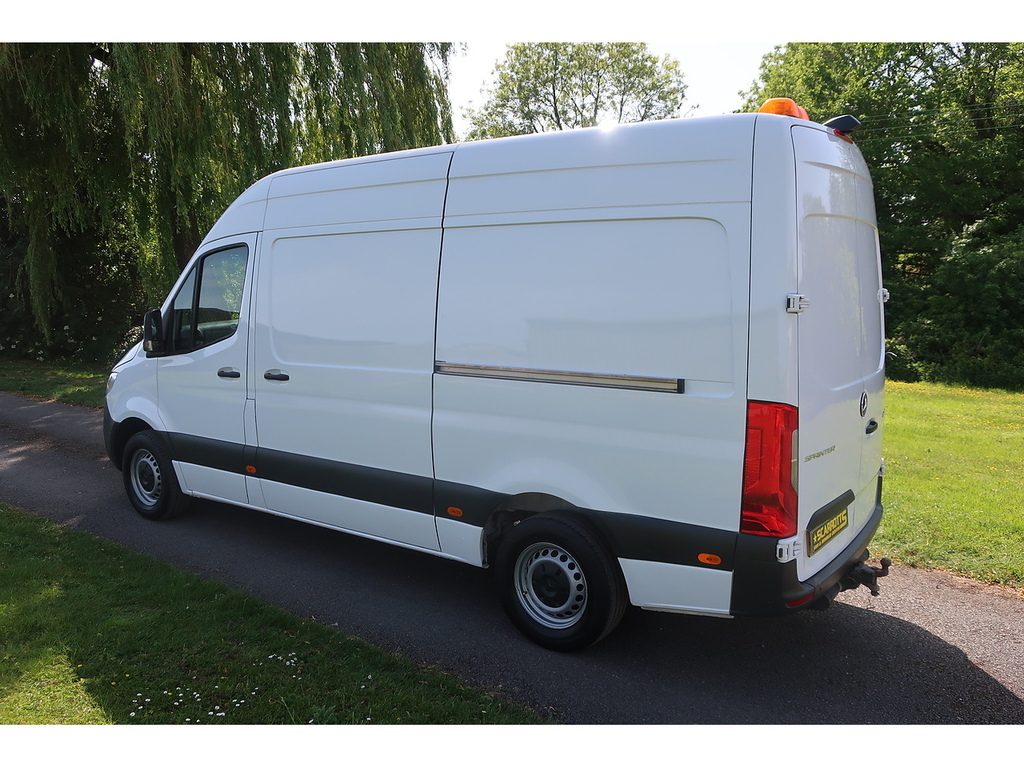 Mercedes-Benz Sprinter 2.0 315 Cdi Progressive Panel Van Manua White #4