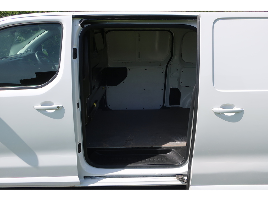 Toyota PROACE 1.6D 115 Comfort Van #11