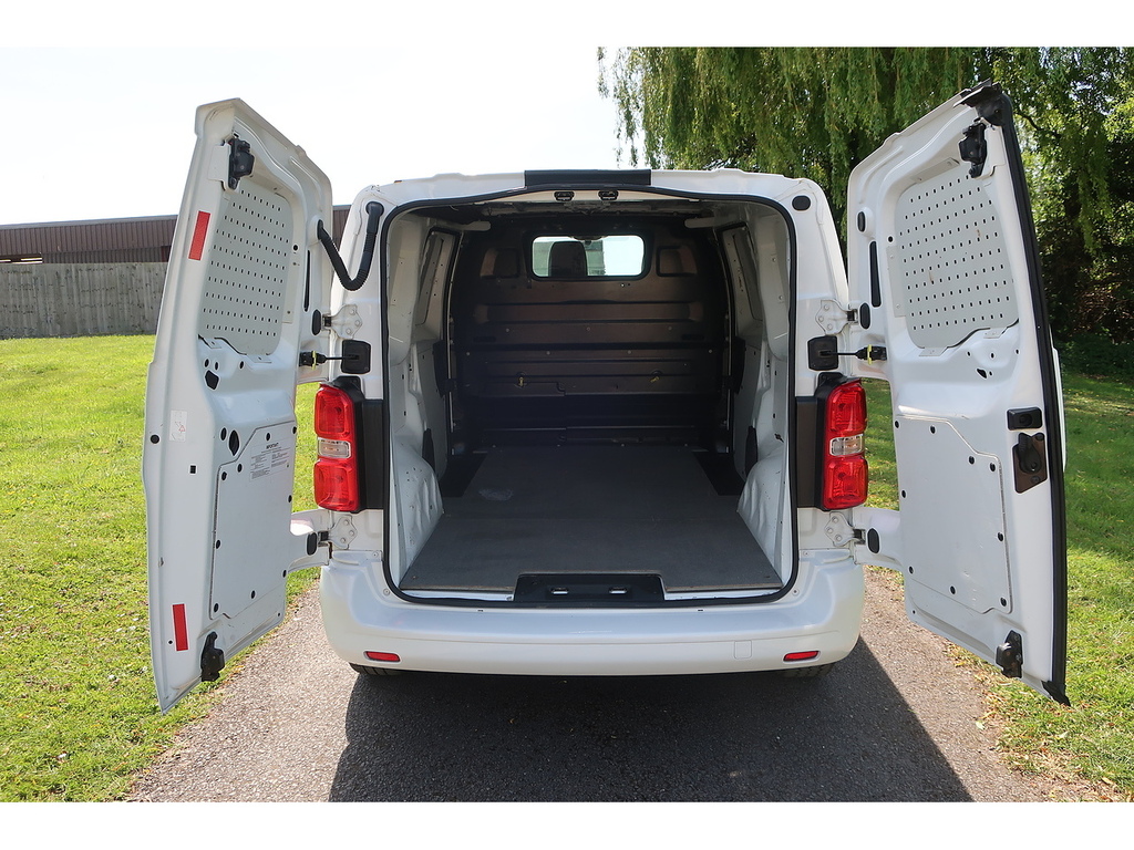 Toyota PROACE 1.6D 115 Comfort Van #7