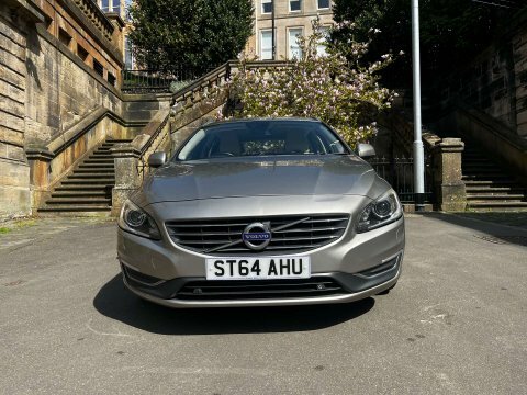 Volvo V60 2.0 V60 Se ST64AHU Gold #4