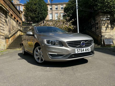Volvo V60 2.0 V60 Se ST64AHU Gold #5