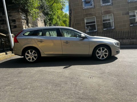 Volvo V60 2.0 V60 Se ST64AHU Gold #6
