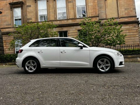 Audi A3 1.5 A3 Sportback CX68RZU White #6