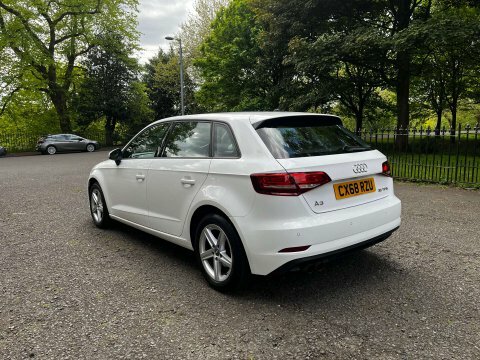 Audi A3 1.5 A3 Sportback CX68RZU White #3