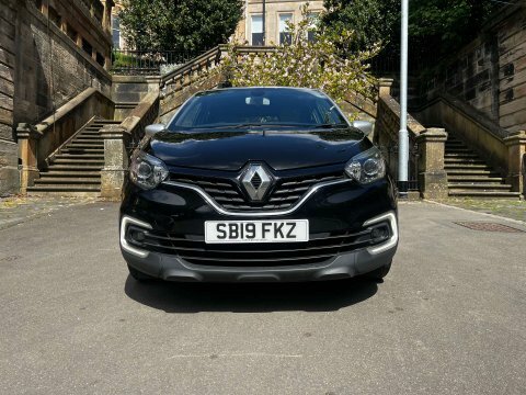 Renault Captur 0.9 Captur Iconic SB19FKZ Black #4