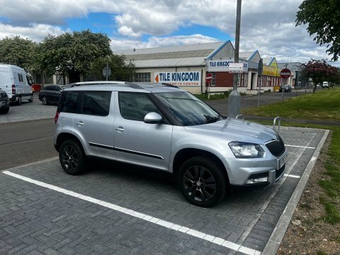 Skoda Yeti 2.0 Yeti Outdoor FT63XNA Silver #4
