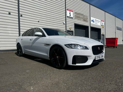 Jaguar XF 3.0 Xf V6 White #4