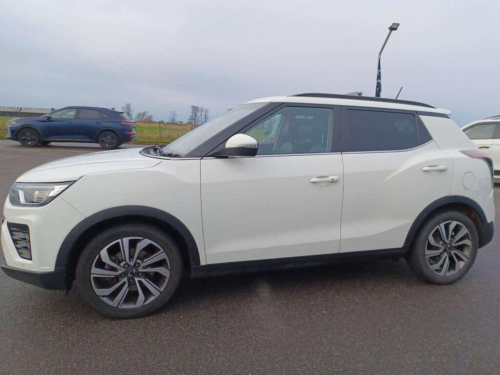 SsangYong Tivoli Ultimate T White #6