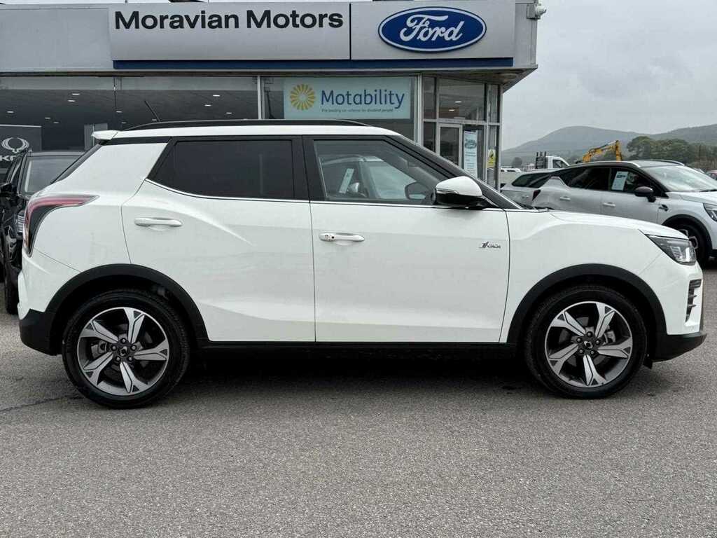 SsangYong Tivoli K40 White #2