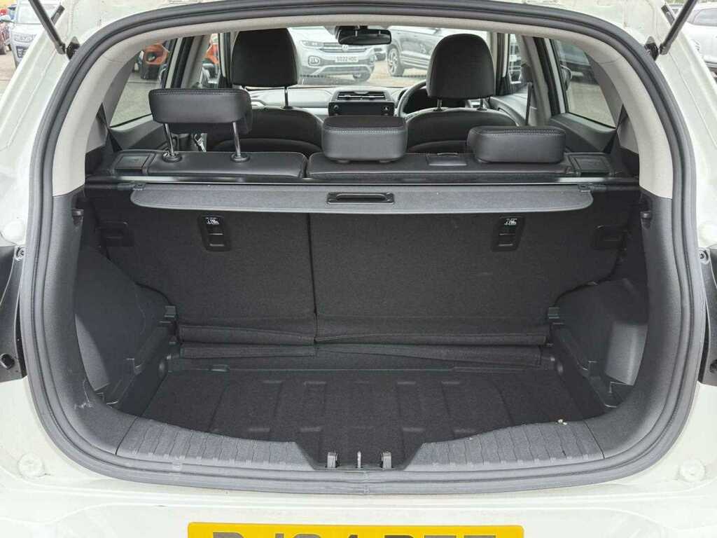 SsangYong Tivoli K40 White #6