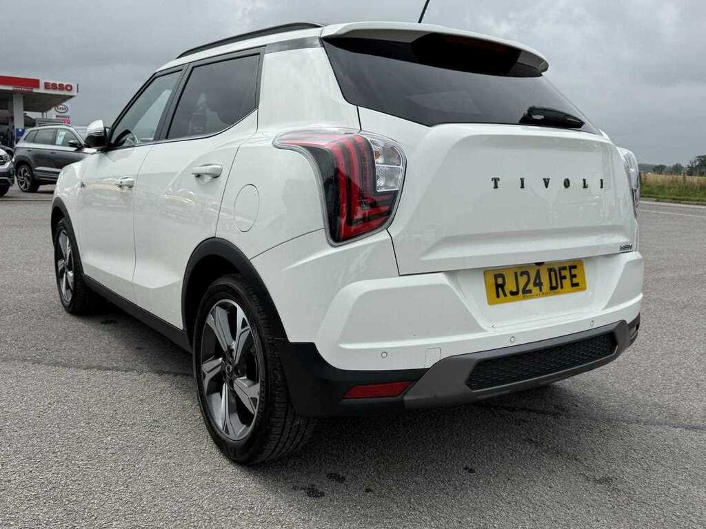 SsangYong Tivoli K40 White #4