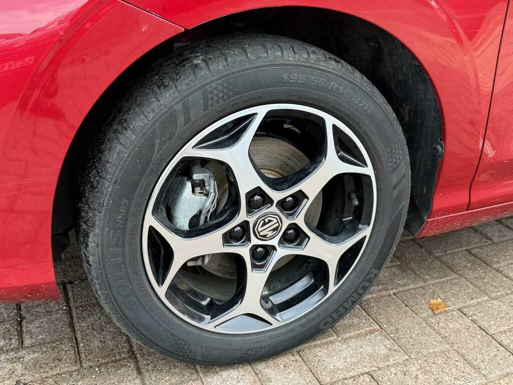 MG MG3 1.5 Hybrid Trophy Au LG74ESE Red #4