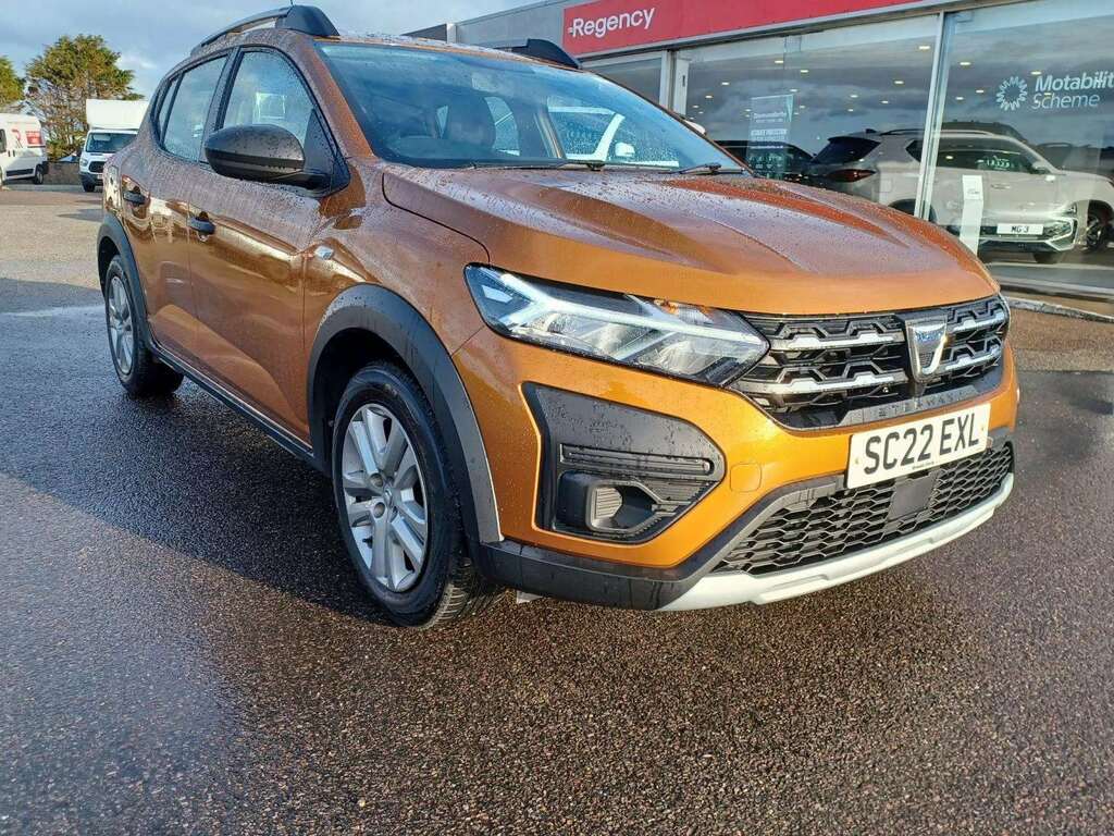 Dacia Sandero Stepway Stepway Essential Tce SC22EXL Orange #2