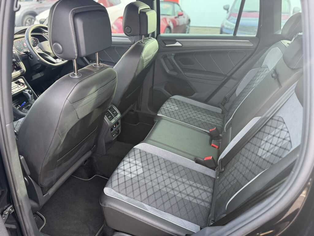Volkswagen Tiguan R-line Edition Tsi S-a SY72XWB Black #6
