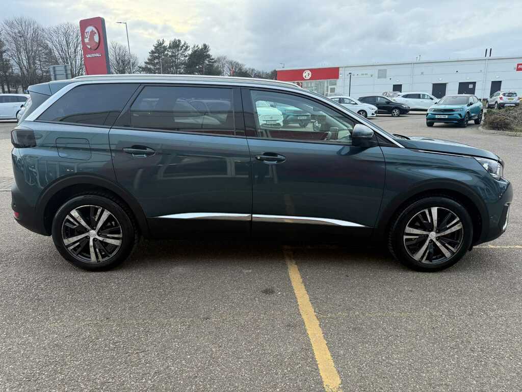 Peugeot 5008 Allure Ss LGZ9120 Green #4