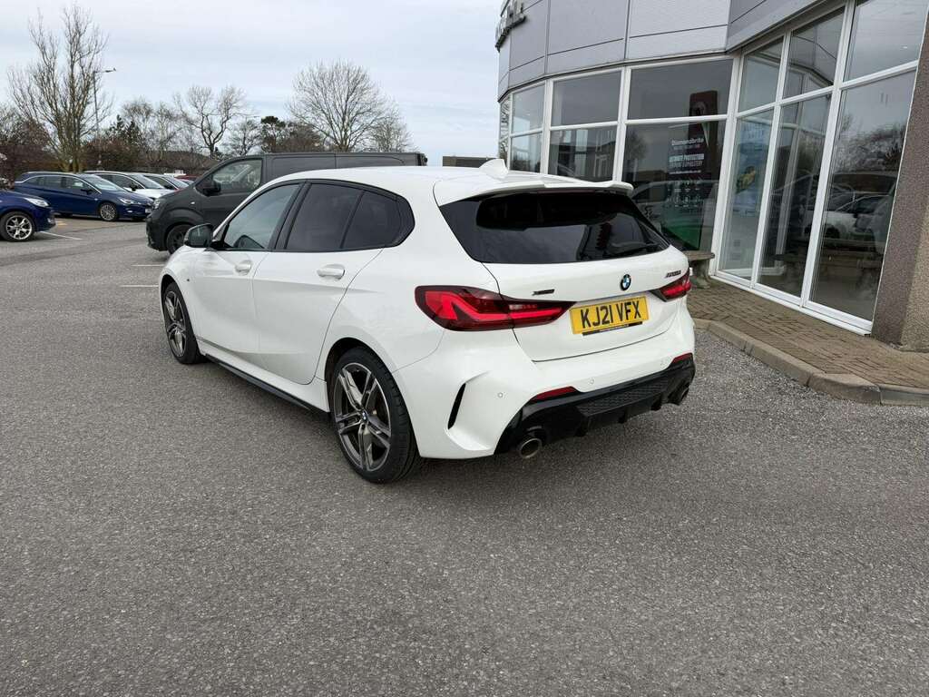 BMW M1 Xdrive 5dr Auto White #5