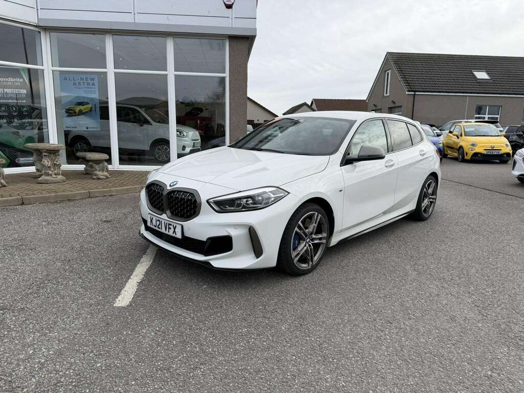 BMW M1 Xdrive 5dr Auto White #3