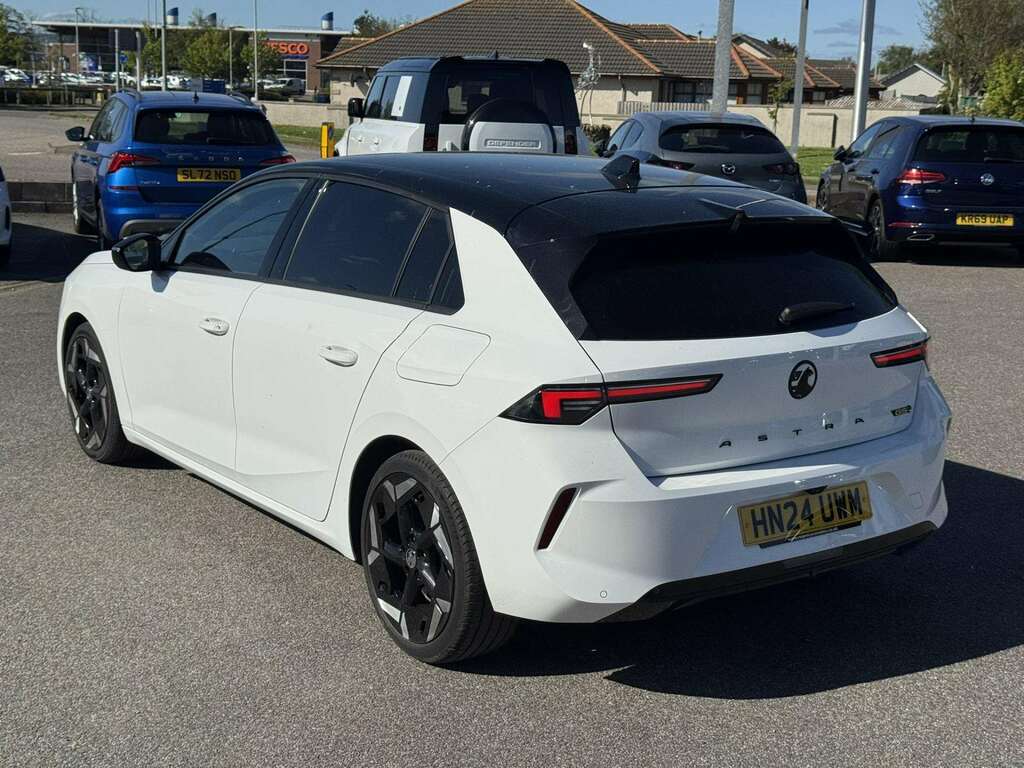 Vauxhall Astra Gse Phev HN24UWM White #4
