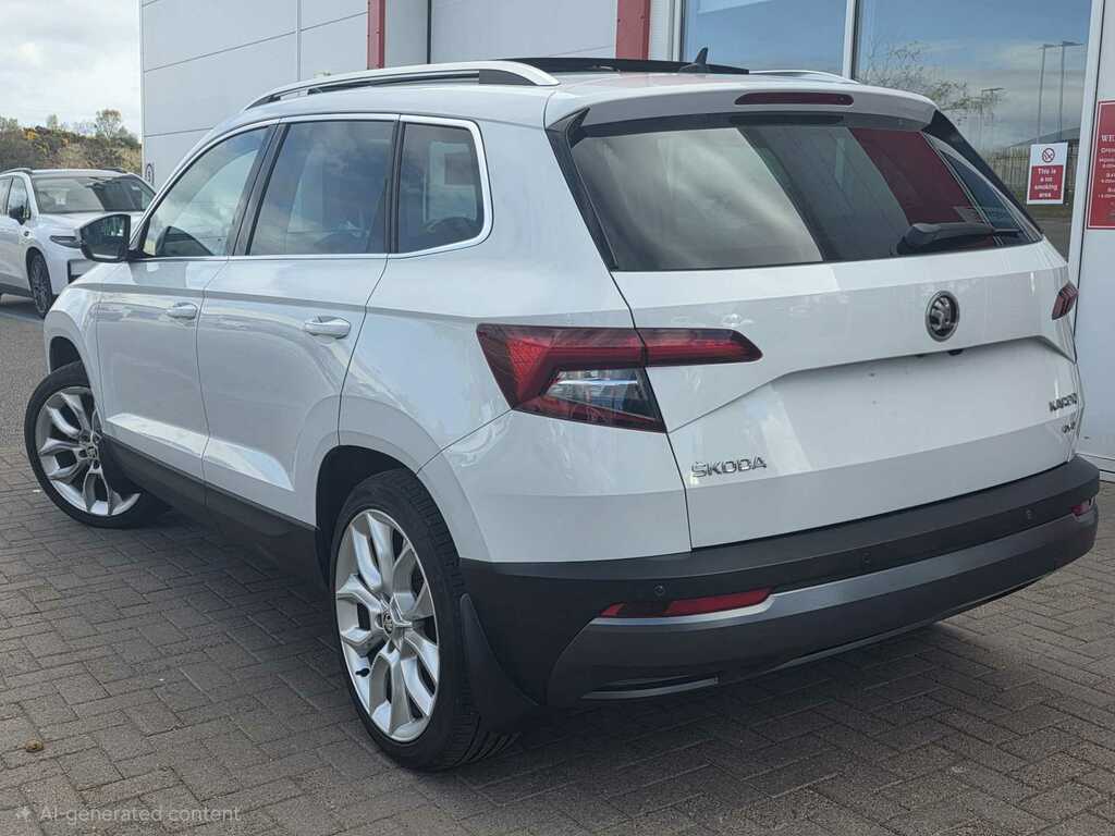 Skoda Karoq Edition Tdi Scr 4X4 S-a White #2