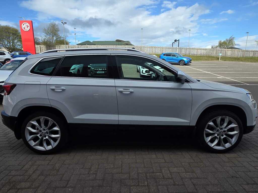 Skoda Karoq Edition Tdi Scr 4X4 S-a White #6