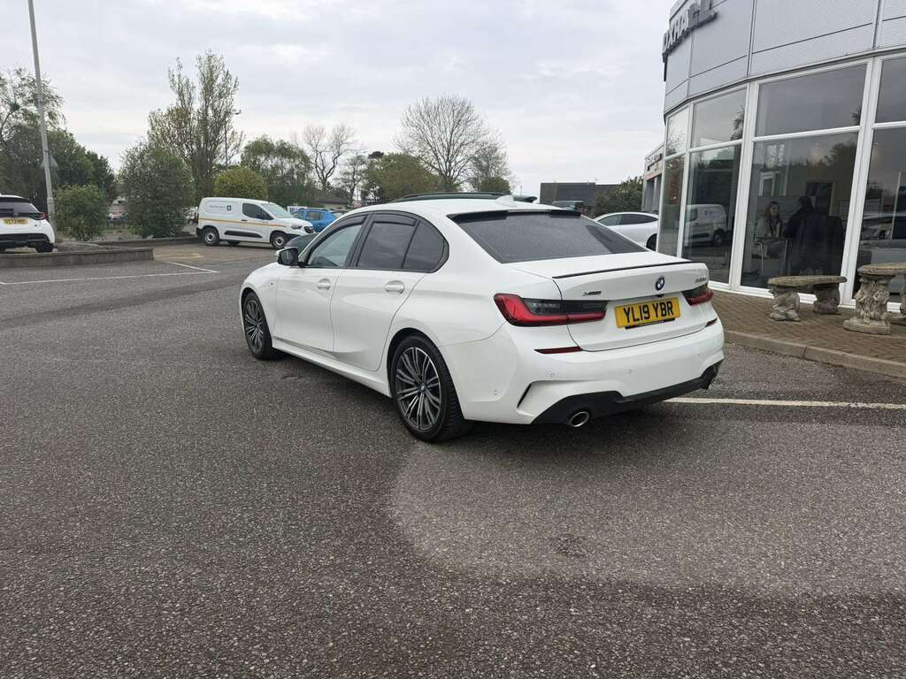 BMW 3 Series Xdrive M Sport YL19YBR White #3