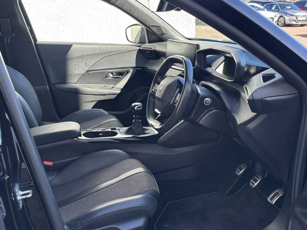 Peugeot 2008 Gt Puretech Ss CY23AYM Black #4