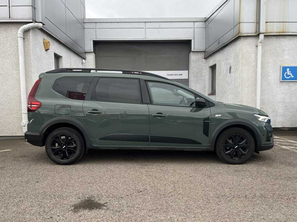 Dacia Jogger Extreme Se Tce GY23SDO Green #3