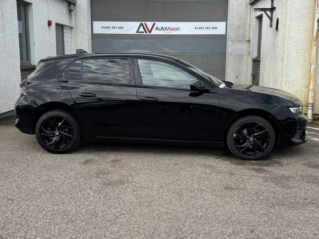 Vauxhall Astra 1.2 Turbo 130Ps Sri SY22XSK Black #3