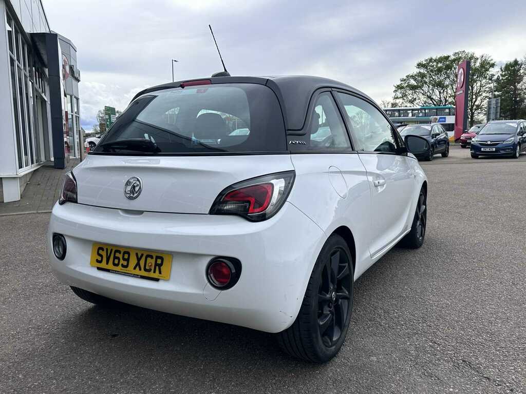 Vauxhall Adam Hat 1.2 70Ps Griffin SV69XCR White #4