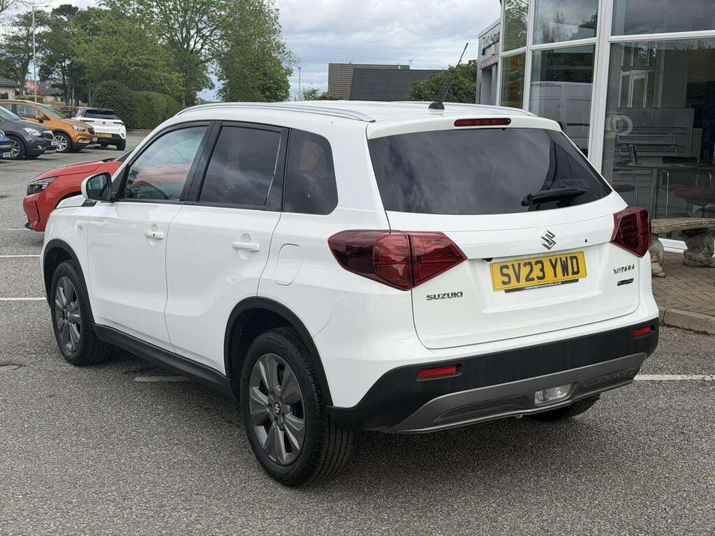 Suzuki Vitara Sz-t Hev SV23YWD #4