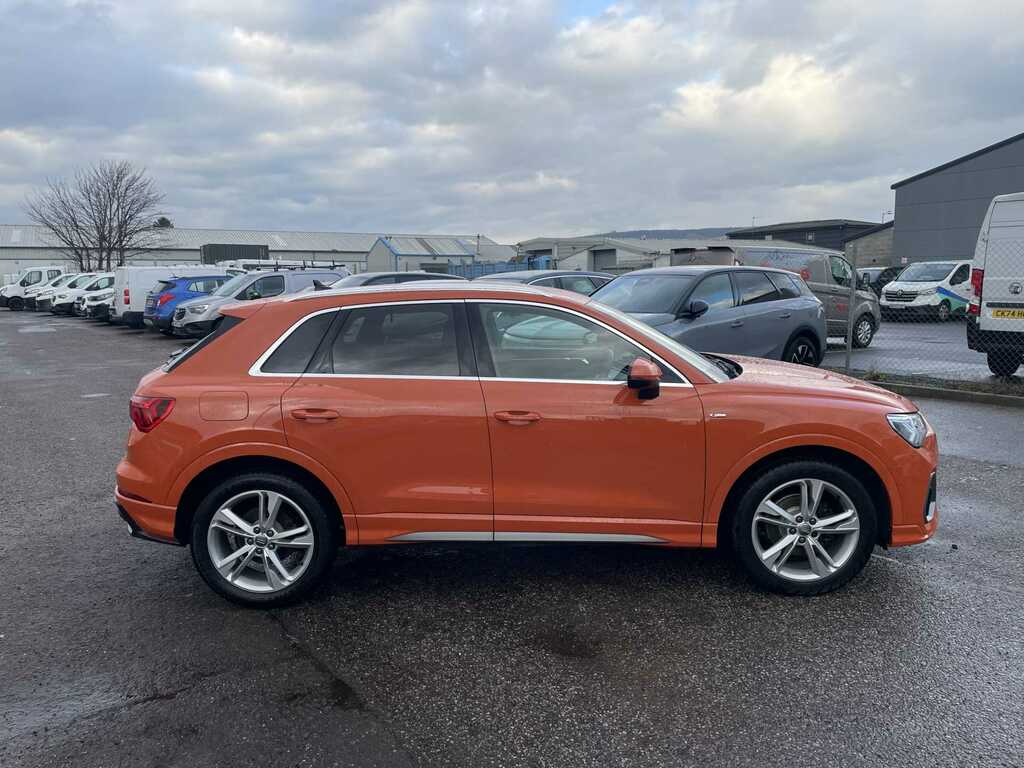Audi Q3 S Line 35 Tfsi S-a SH19MXO Orange #2
