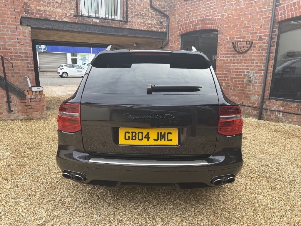 Porsche Cayenne Gts Tiptronic S Black #11