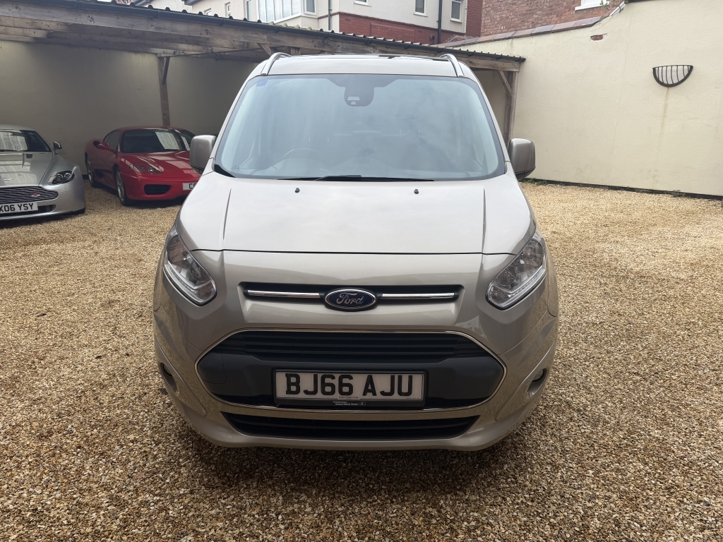 Ford Tourneo Connect Mpv 1.5 Titanium Tdci Silver #3
