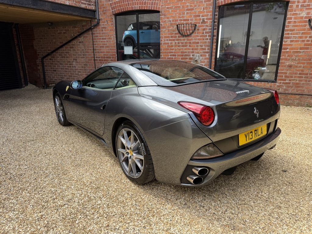 Ferrari California 2 Plus 2 Red #21