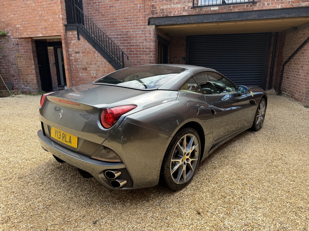 Ferrari California Convertible 4.3 2 Plus 2 Grey #4