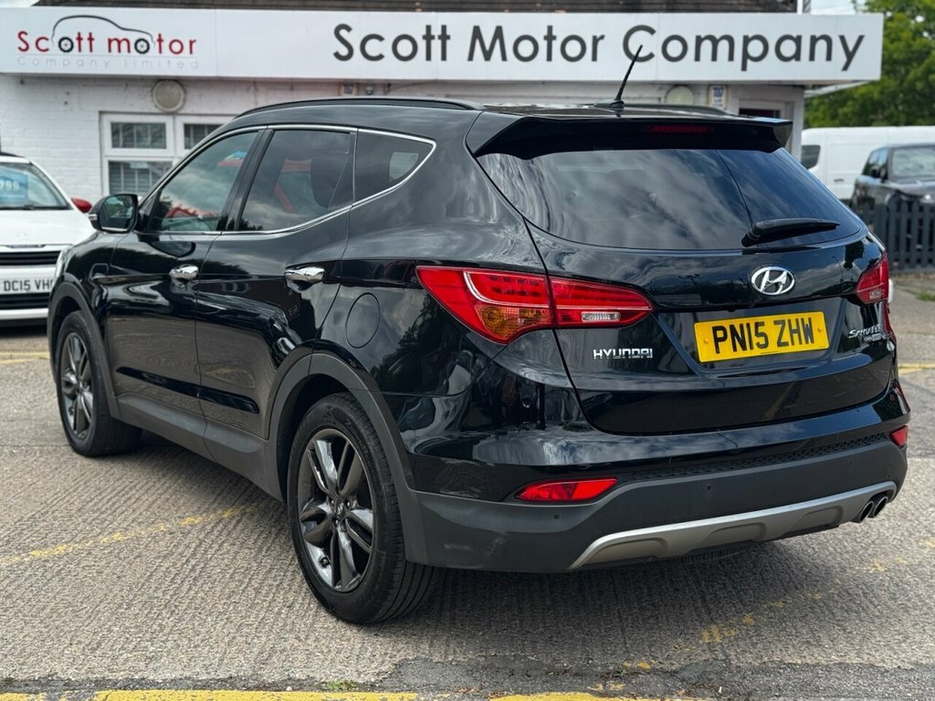 Hyundai Santa Fe 2.2L Premium Se Black #2