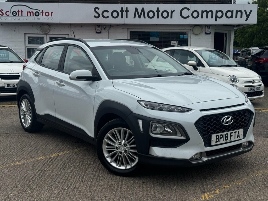 Hyundai Kona 1L Se White