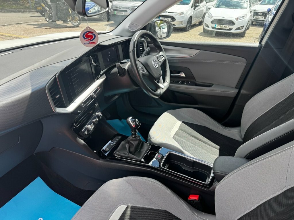 Vauxhall Mokka 1.2L Elite Edition DE22RZH White #3