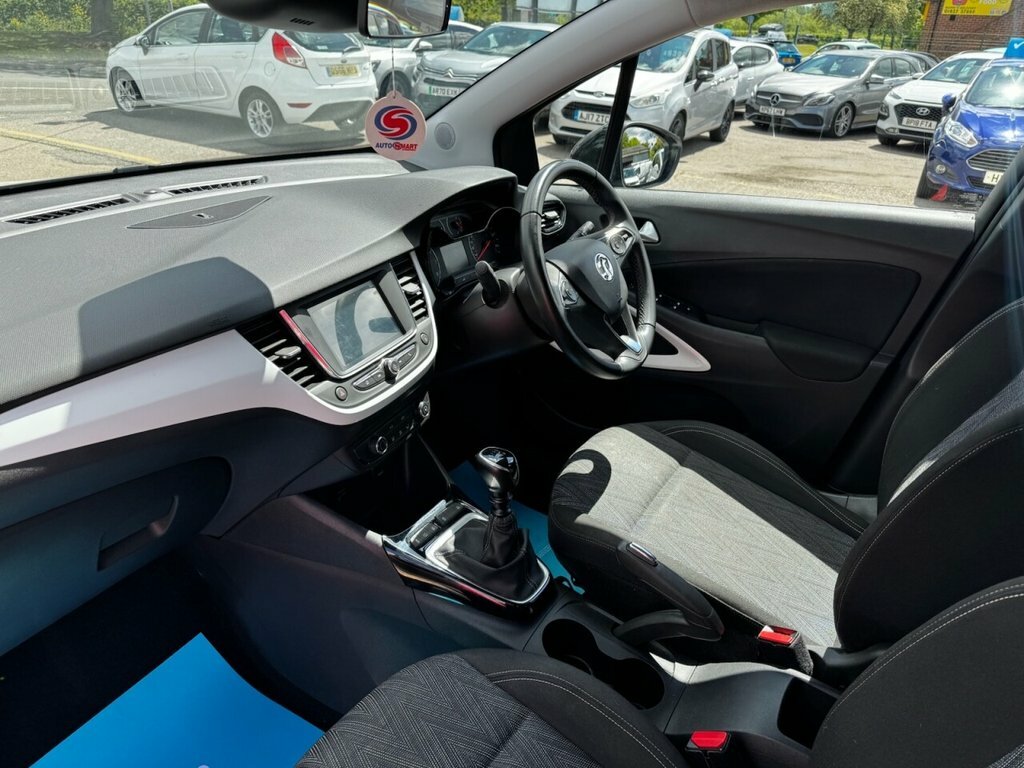 Vauxhall Crossland X 1.2L Griffin ND21VRE White #3