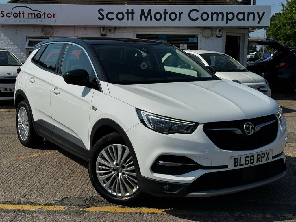 Vauxhall Grandland X 1.2L Sport Nav White