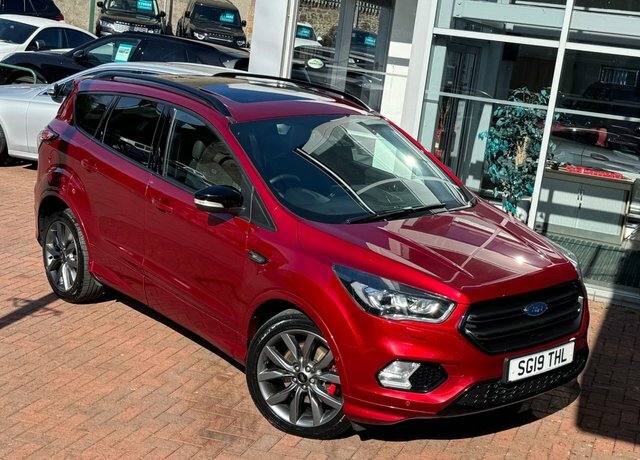 Ford Kuga 2.0 Tdci Ecoblue St-line ET19NMO Red #6