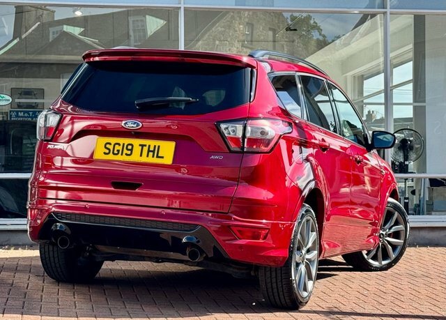 Ford Kuga 2.0 Tdci Ecoblue St-line ET19NMO Red #5