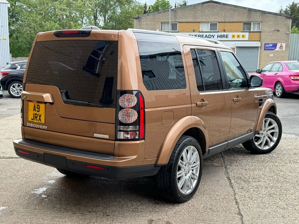 Land Rover Discovery 4 3L Landmark A9JRX Orange #5