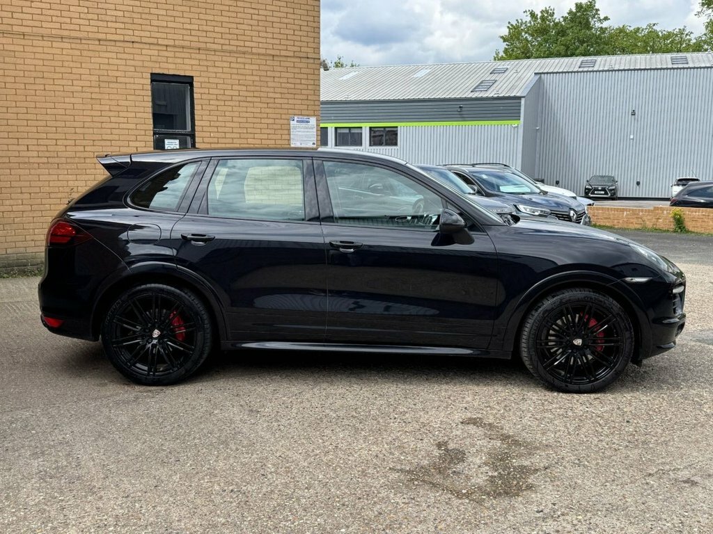 Porsche Cayenne 4.8L Gts Black #2