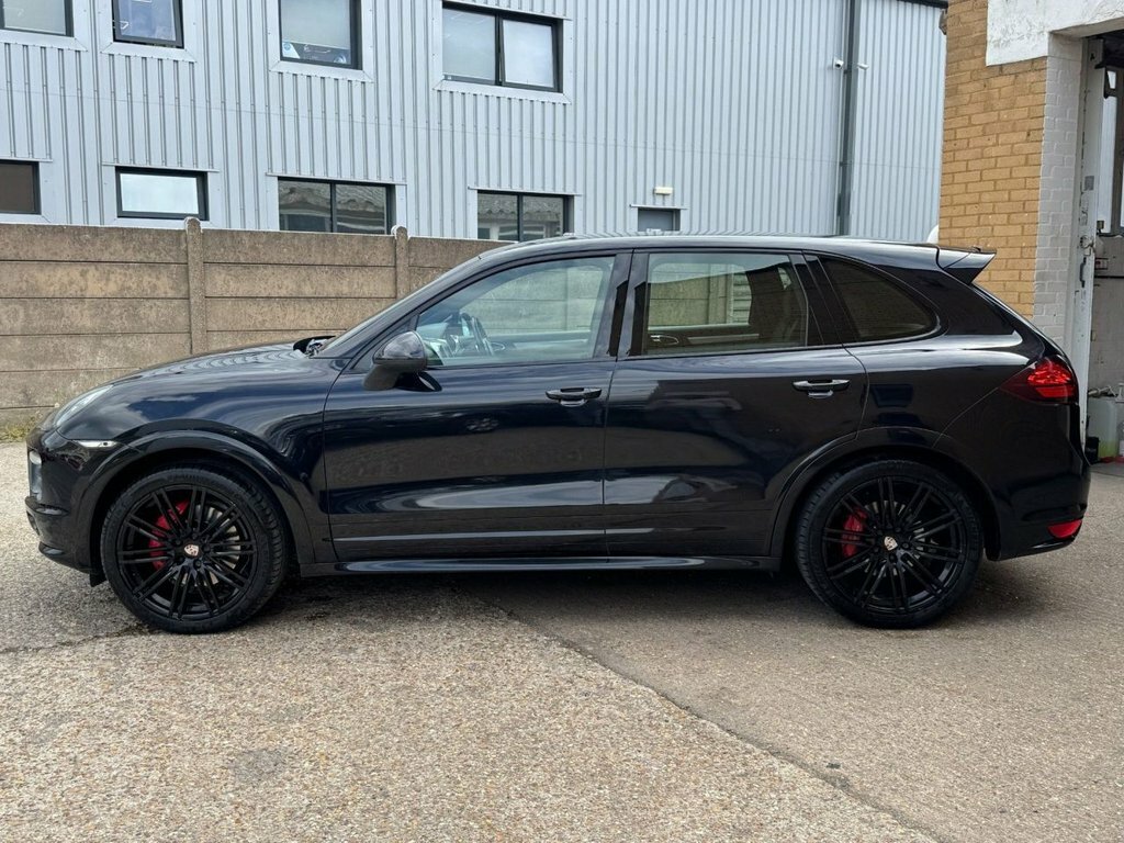 Porsche Cayenne 4.8L Gts Black #6