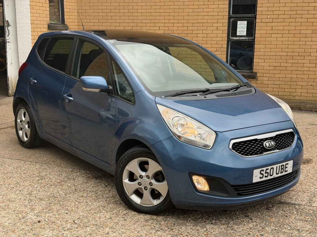 Kia Venga 1.6L 3 Blue
