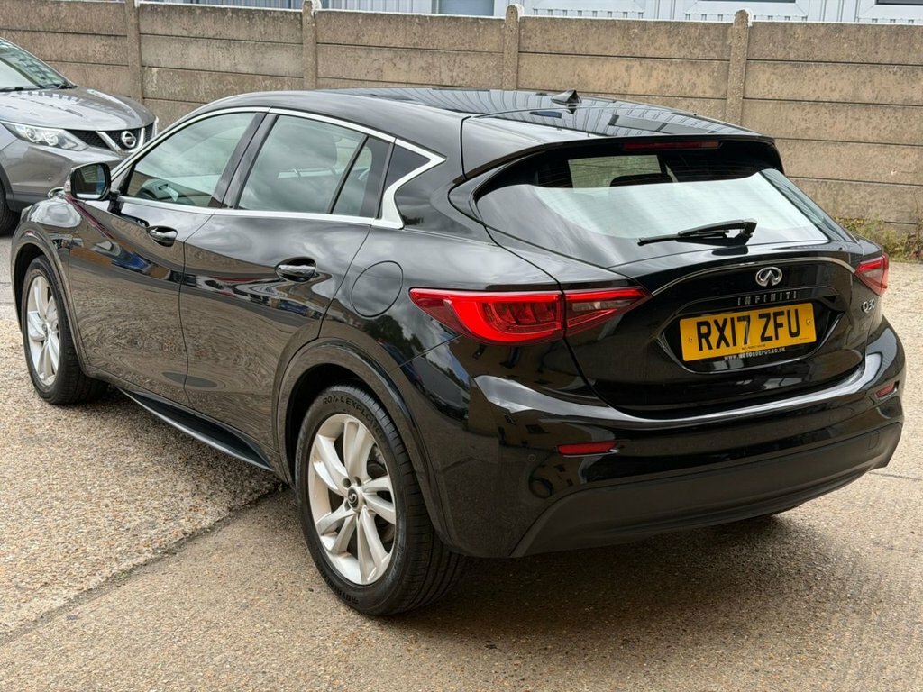 Infiniti Q30 1.5L Se RX17ZFU Black #6