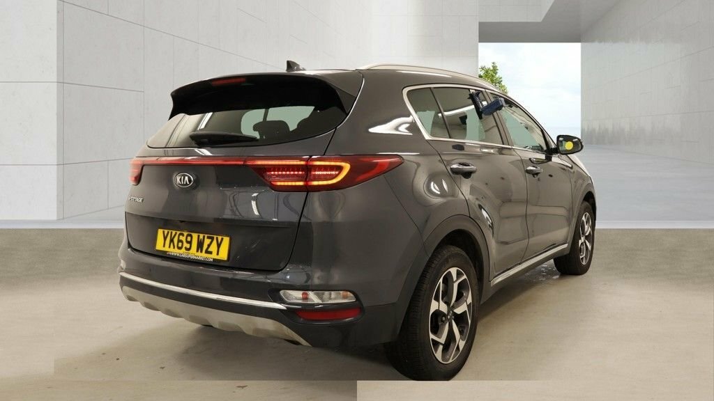 Kia Sportage 1.6L Platinum Edition YK69WZY Grey #3