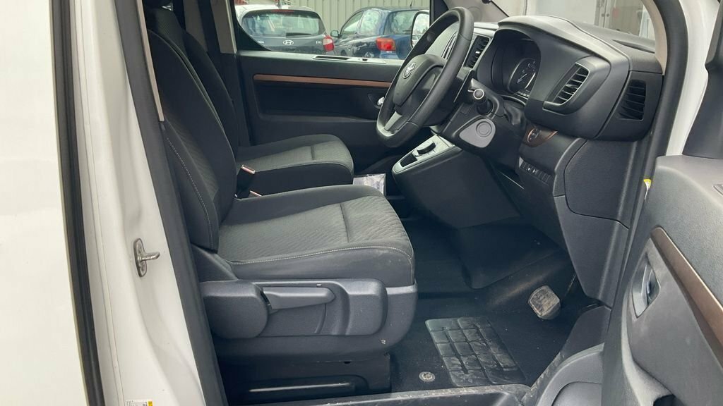 Toyota Proace Verso D Shuttle White #10