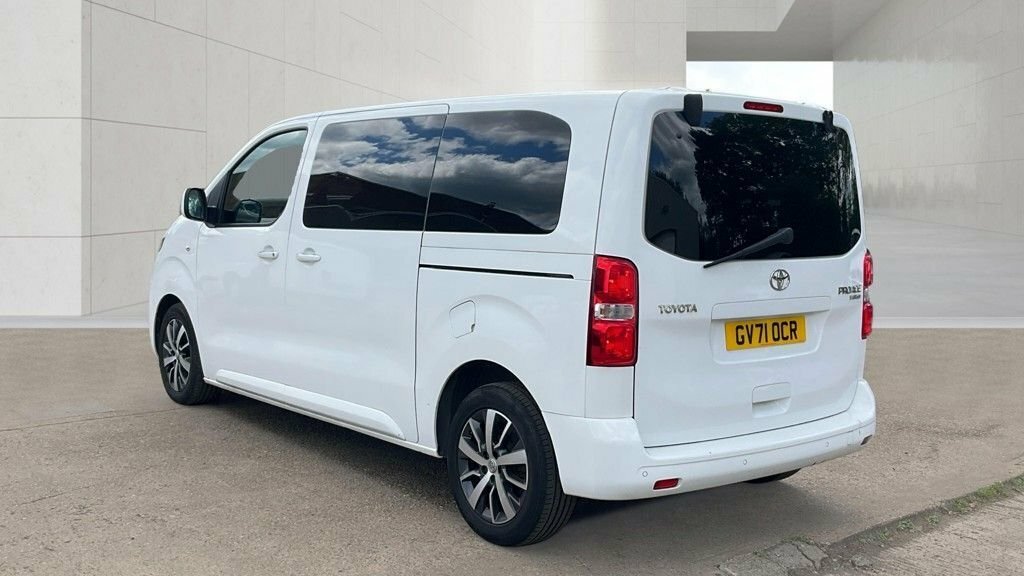 Toyota Proace Verso 2L Family White #5